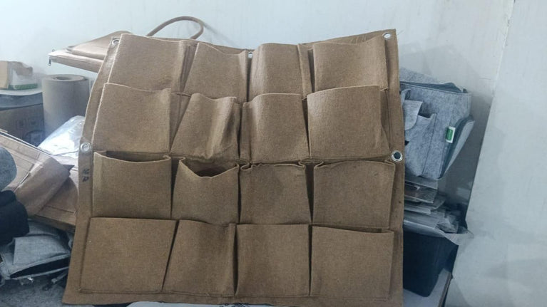 Vertical Hanging Wall Planter for Balcony/Indoors