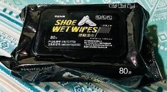 Natural Sneaker & Shoe Cleaner Wipes - 1 Pack of 80 Wipes